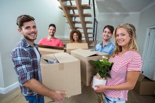Removal truck hire for domestic and office relocation around Edgware
