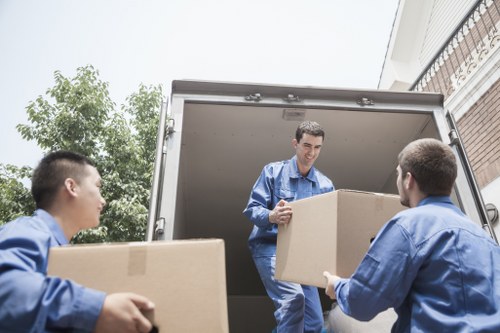 Professional assistance for flat moves and bulky items in Edgware